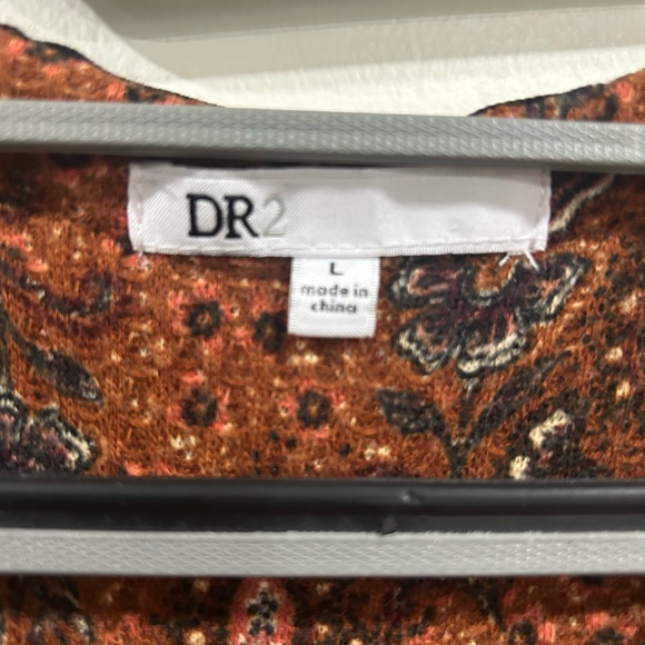 Anthropologie DR2 Waffle Knit Embroidered Paisley size L thumb hole - Picture 3 of 5